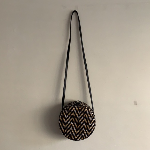 Lionel “Javanna” Rattan Circle Crossbody Bag - Picture 13 of 14